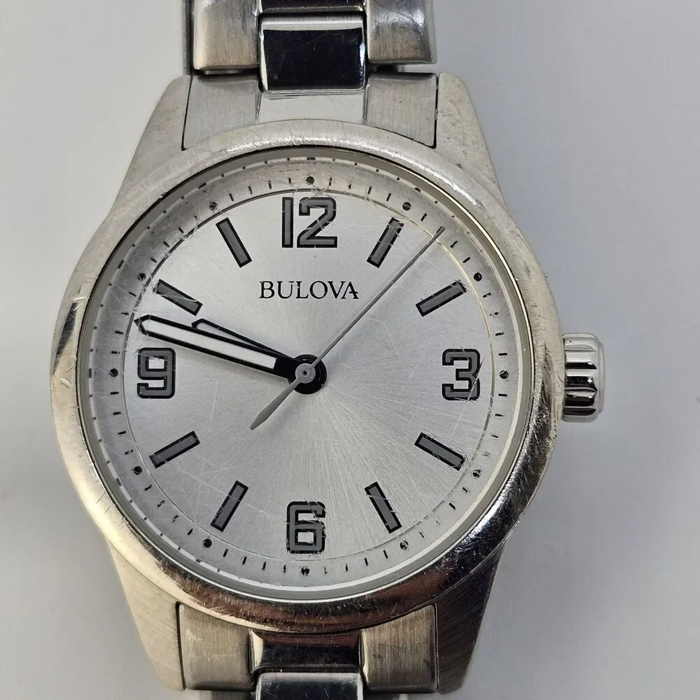 Bulova Women's Watch 28MM Gray Dial Bracelet‎ Band 7.5